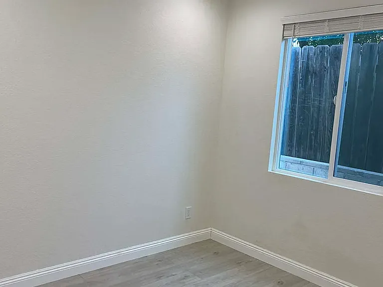 5337 Saxon St — Photo 4