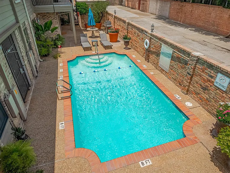 606 Marshall St #35 — Photo 12