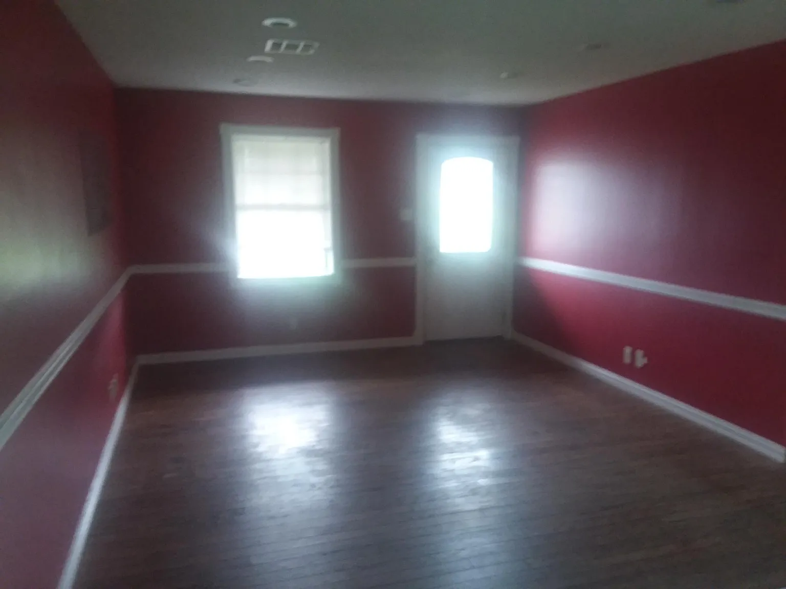 4 bed, 1.5 bath, 1650 sqft, $2,200 — Photo 3