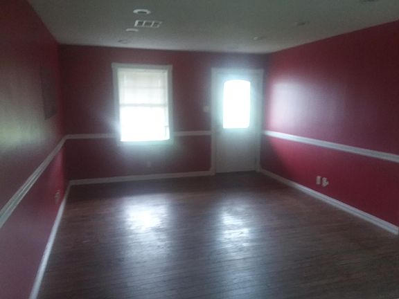3rd image of 207 Otis St
