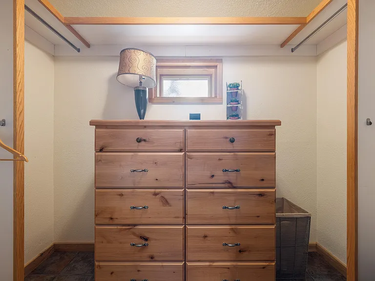 497 W Yarrow Ct — Photo 22