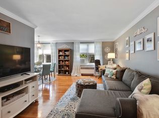 793 Palmer Rd APT 2A, Bronxville, NY