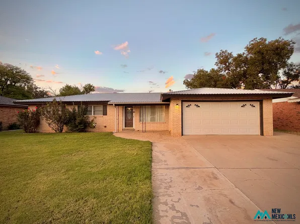 220 W Saint Anne Pl, Hobbs, NM 88240