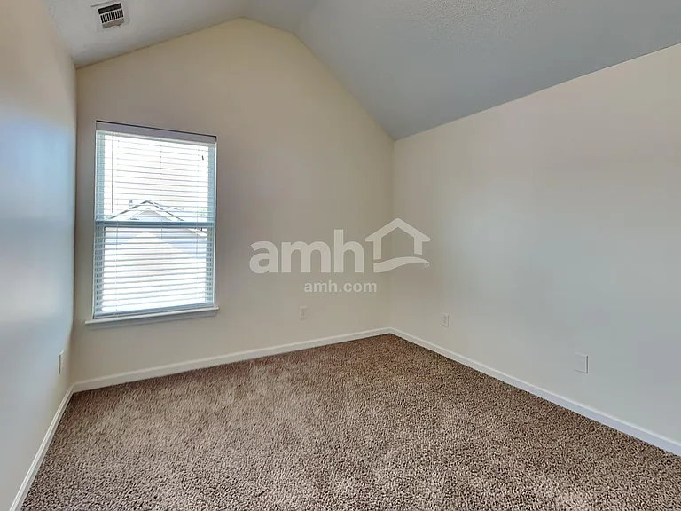 4913 Bryant Dr — Photo 19