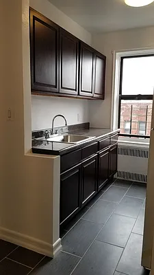 Rented by Zjama Realty Corp | media 10