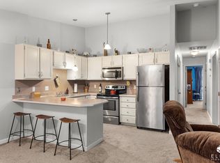 7645 Snow View Dr, Anchorage, AK 99507