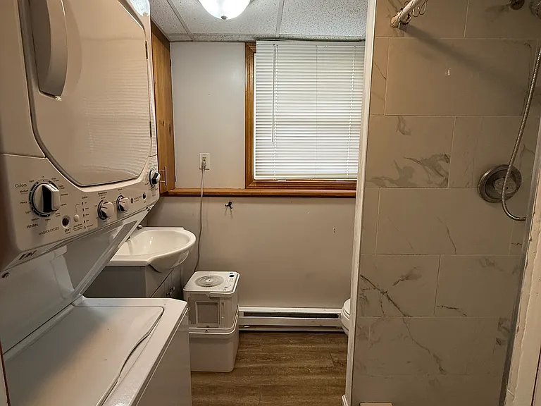 4 Strafford Rd #2 — Photo 25