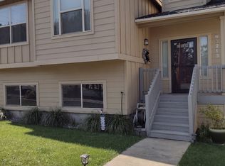 63213 Boyd Acres Rd, Bend, OR 97701