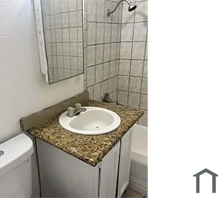 236 W Philadelphia Ave #6 — Photo 3