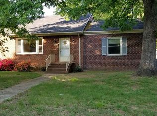 1009 Circlewood Dr, Richmond, VA 23224