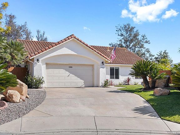 3rd image of 12095 Sterling Hill Ln
