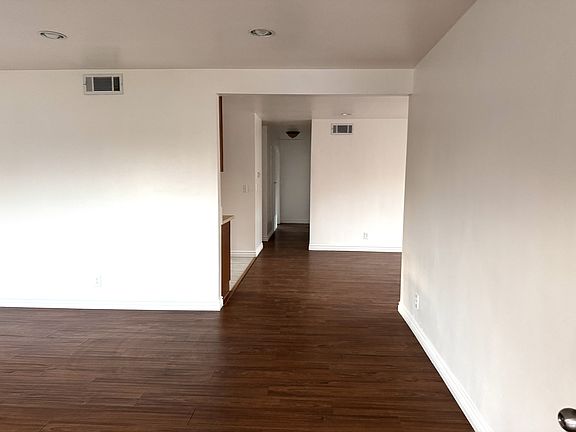 2nd image of 8703 Lincove Ln
