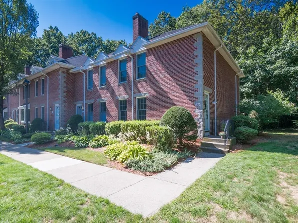 20 Mansion Woods #H, Agawam, MA 01001