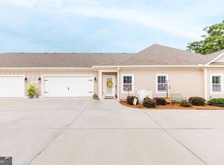 494 Nandina Ct, Warner Robins, GA 31088