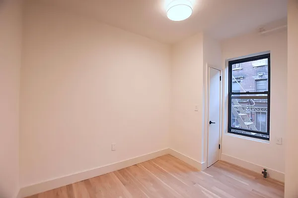 Rented by Bold New York | media 15