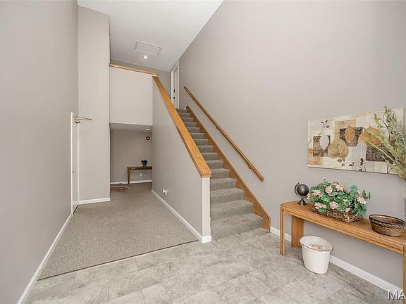2nd image of 2316 Seven Pines Dr Unit 1