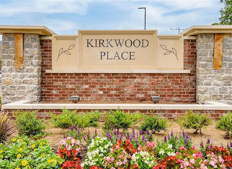 Kirkwood Place — Photo 32