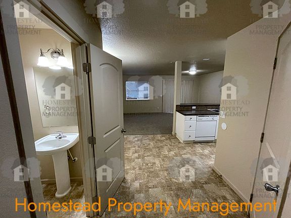 3rd image of 400-468 S Catron St #448