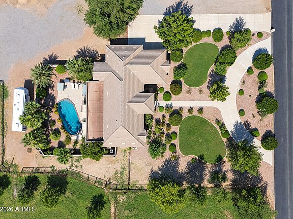 4th image of 39762 N CREEKSIDE Road