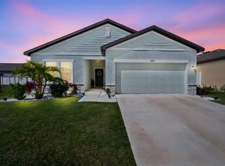 2232 Harris Hawk Ave, Ruskin, FL 33570