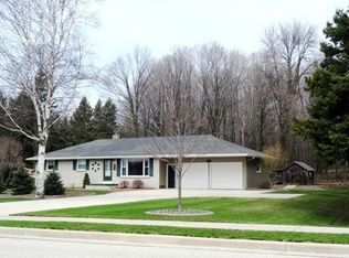 217 E Samz Rd, Mishicot, WI 54228