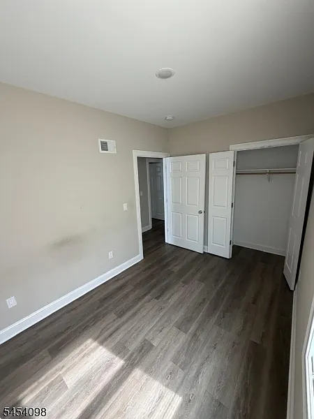 3 bed, 1.0 bath, $2,300 — Photo 4