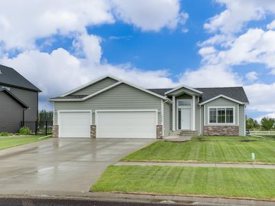 10126 Burgundy Dr, Horace, ND, 58047
