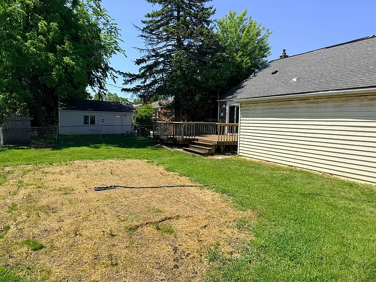 11442 Inkster Rd — Photo 8