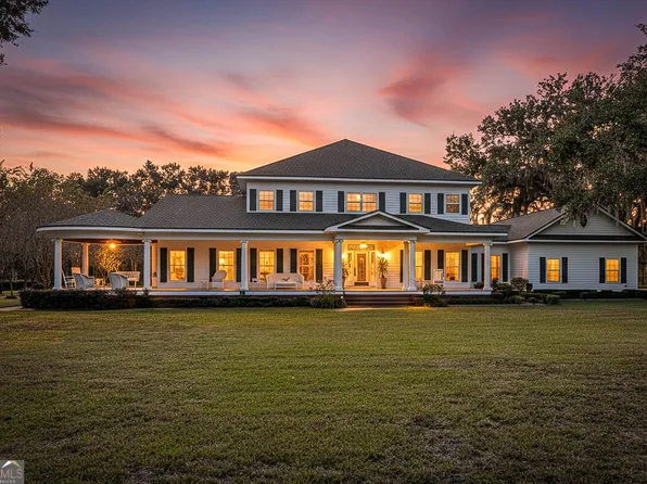 300 Elliott Rd, Waynesville, GA 31566