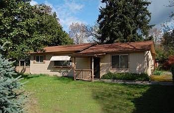 2nd image of 602 E Park St
