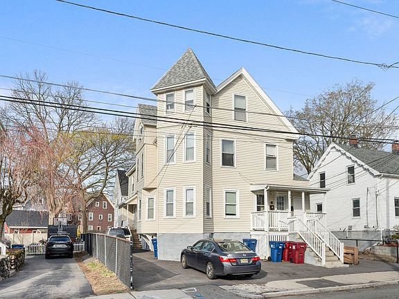 2nd image of 40 Hurd St