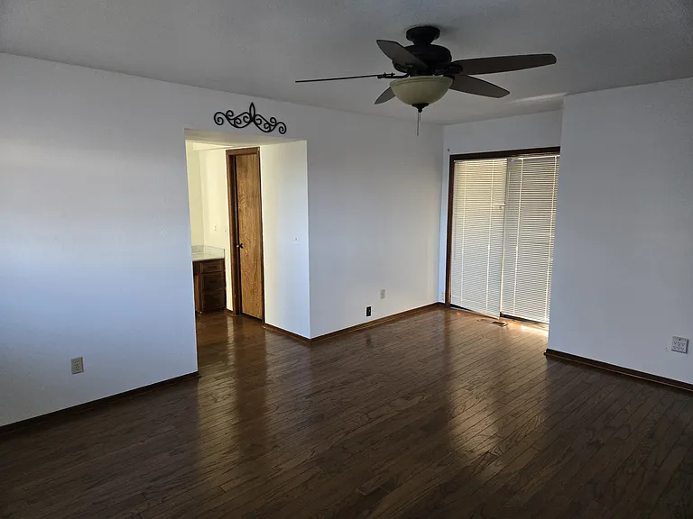 2212 S Whitbourne Pl — Photo 16