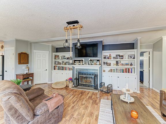 5th image of 18530 W 3000 North Rd