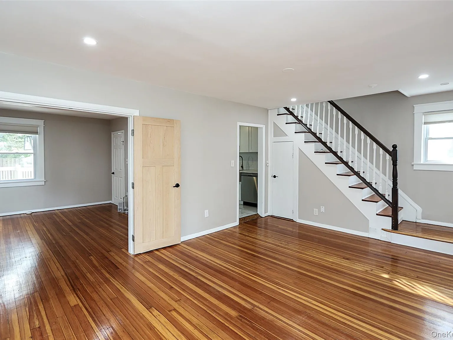 3 bed, 1.5 bath, $4,995 — Photo 4