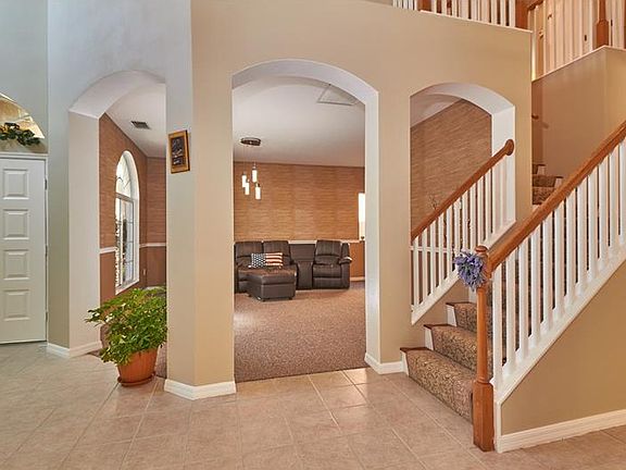 4th image of 10520 Lucaya Dr