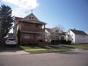 1st image of 4068 E 139th St