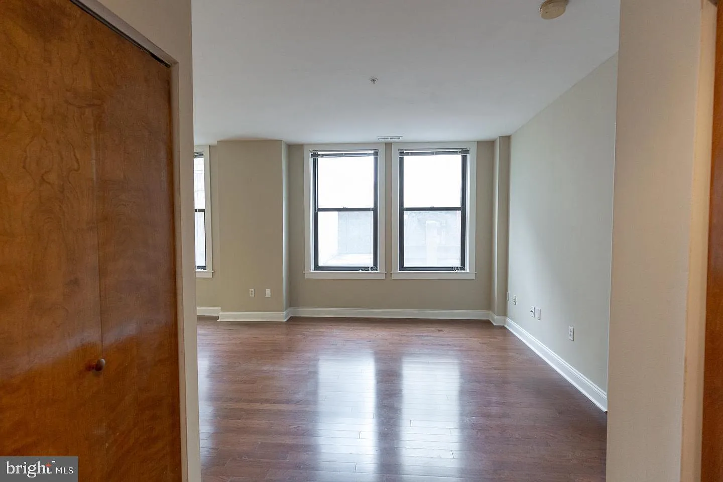 1 bed, 1.0 bath, 684 sqft, $1,805 — Photo 4
