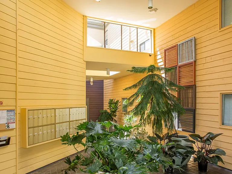 The Sandridge, LLC — Photo 19