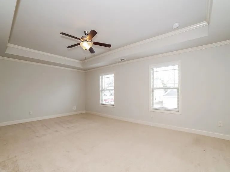 89 Greatwood Ln — Photo 8