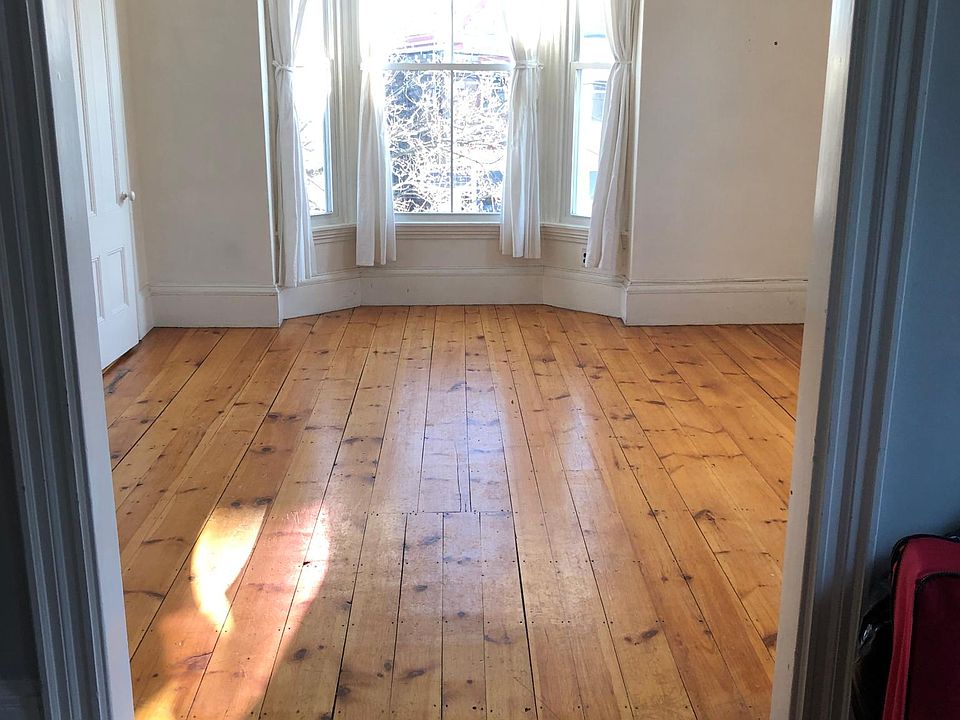 Living room showing bay window