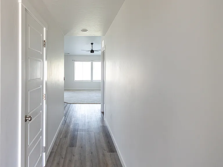 3540 W Early Light Dr — Photo 4