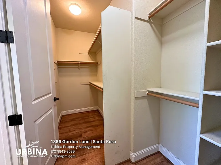 1386 Gordon Ln — Photo 18