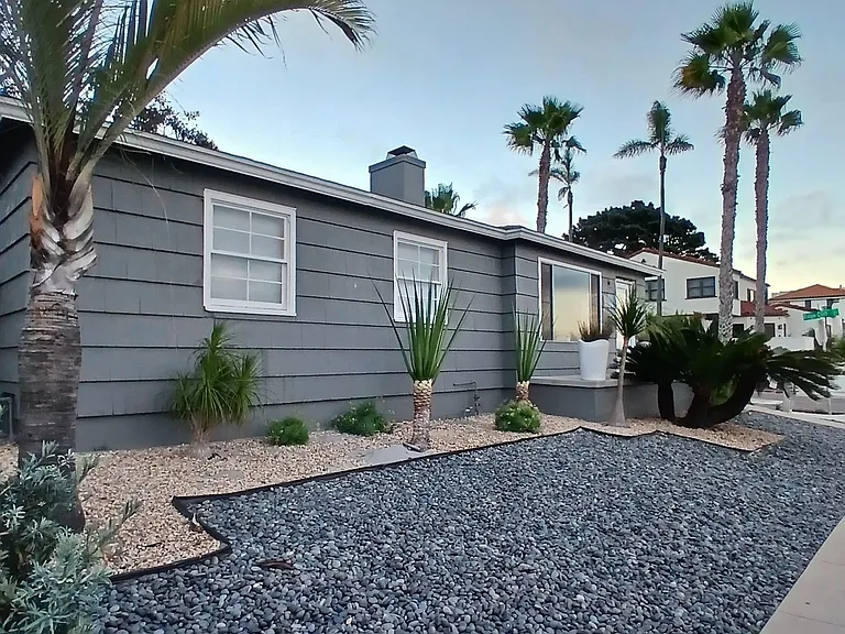 3403 Riviera Dr — Photo 13
