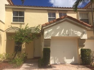 16237 SW 48th St, Hollywood, FL 33027