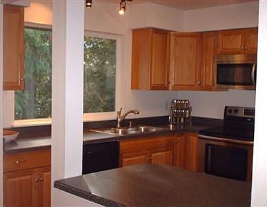 3rd image of 6960 SE Mile Hill Dr