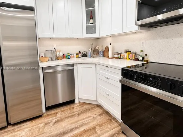 2001 Atlantic Shores Blvd APT 206, Hallandale Beach, FL 33009