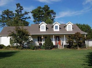 221 Leaford Rd, Cleveland, GA 30528