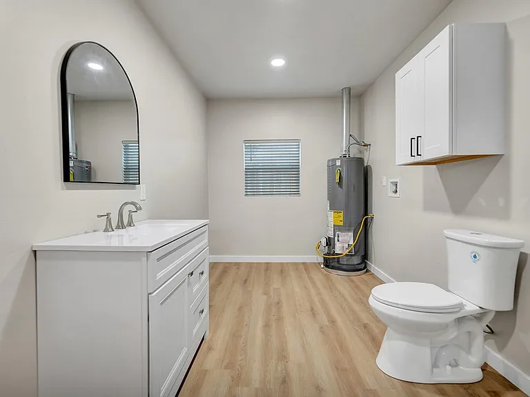 4317 Tanner Dr #B — Photo 10