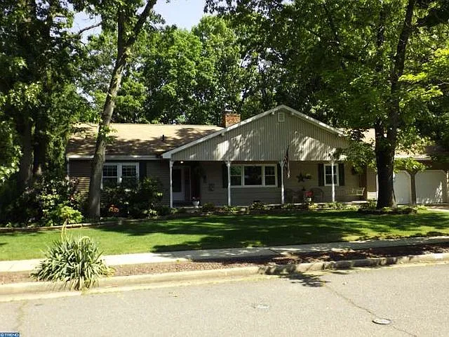 5 McFadden Dr photo 1