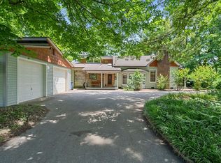 13202 Cemetery Rd, Bowling Green, KY 42103